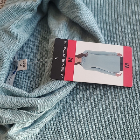 Adrienne Vittadini Sea Foam Green Long Sleeved Cowl Neck Tunic Sweater M NWT - Picture 4 of 6